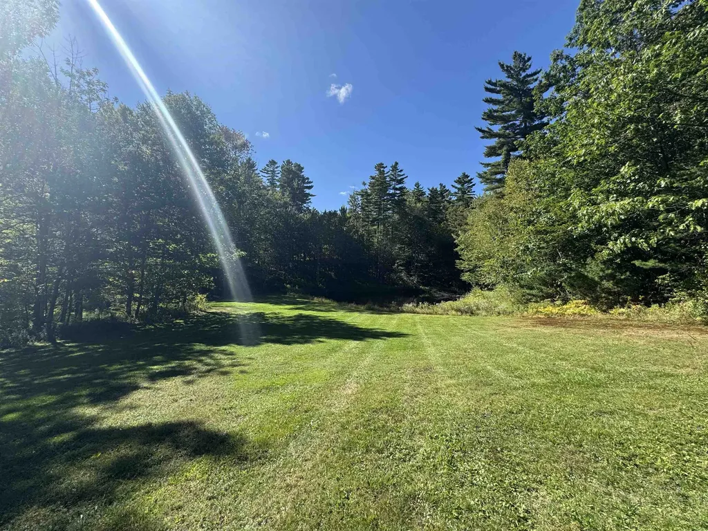 473 Hapgood Pond Road Peru VT 05152