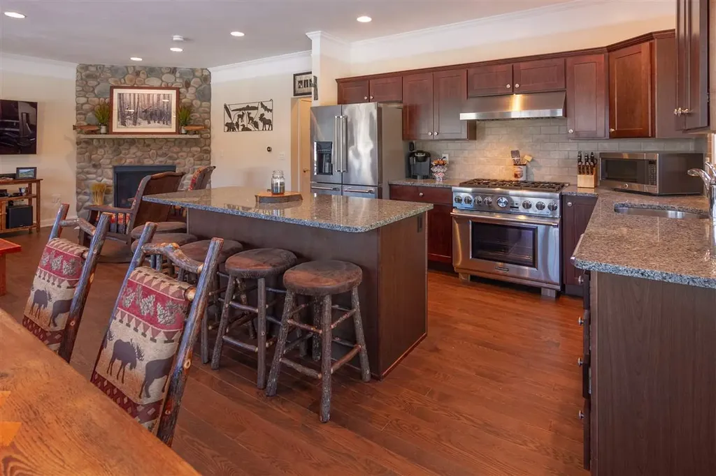 7 Forest Pine Spur Lincoln NH 03251