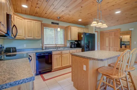 78 B Street Conway NH 03818