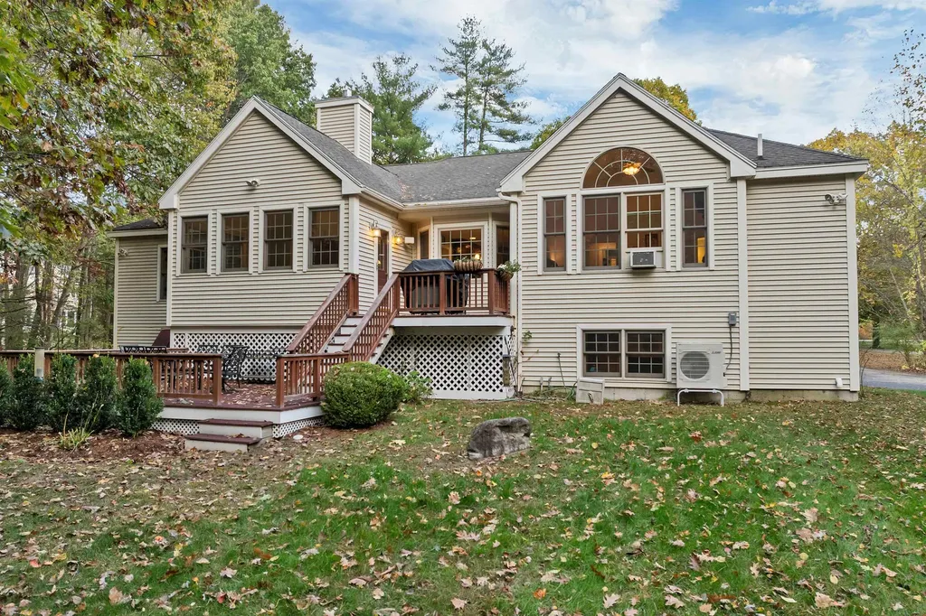 12 Parshley Lane Brentwood NH 03833