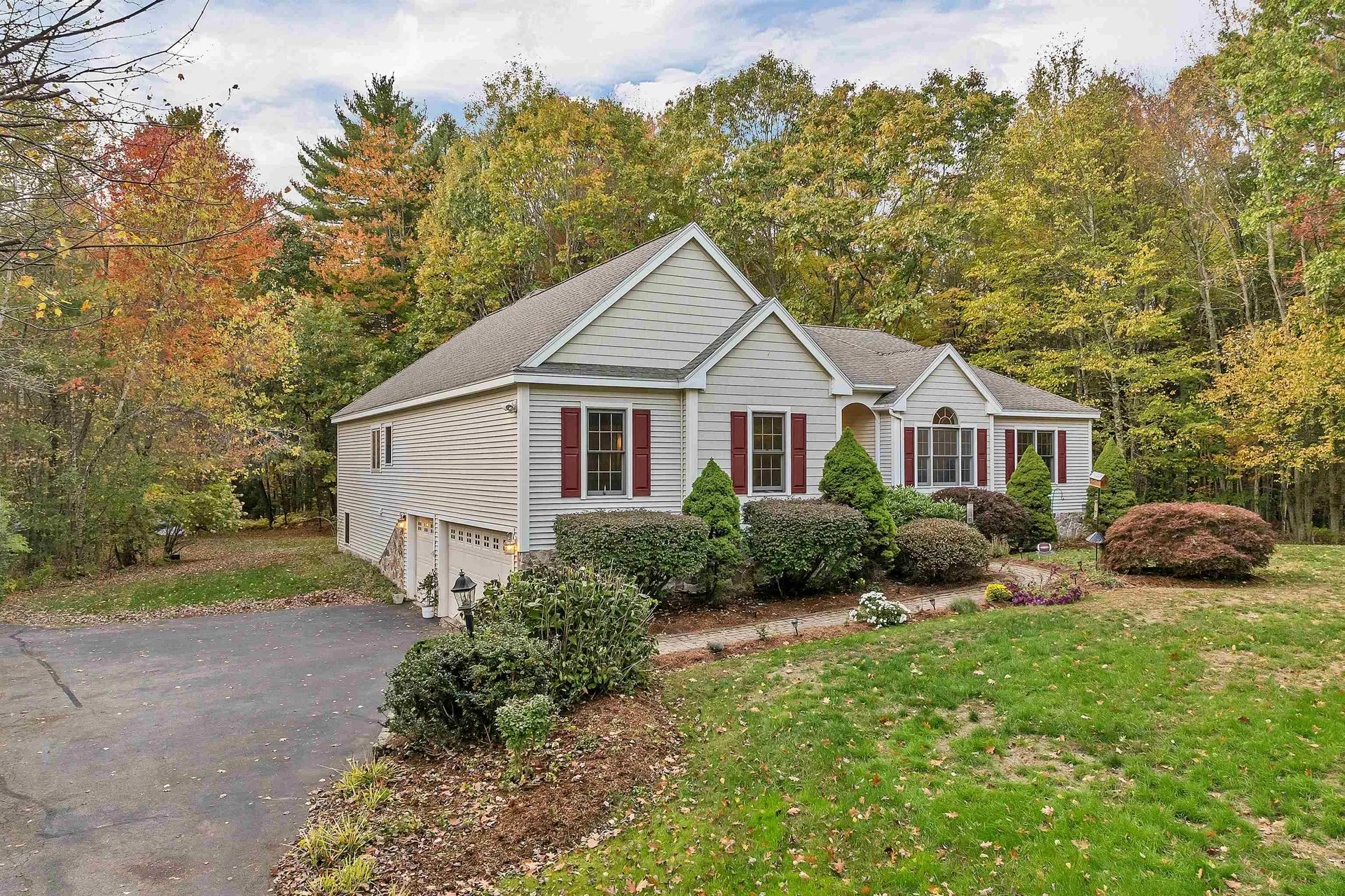 12 Parshley Lane Brentwood NH 03833