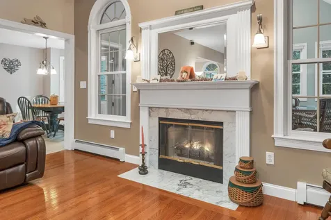 12 Parshley Lane Brentwood NH 03833