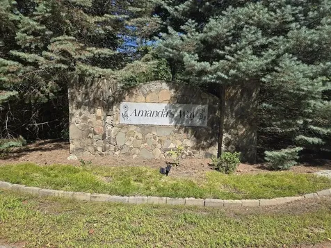 12 Parshley Lane Brentwood NH 03833