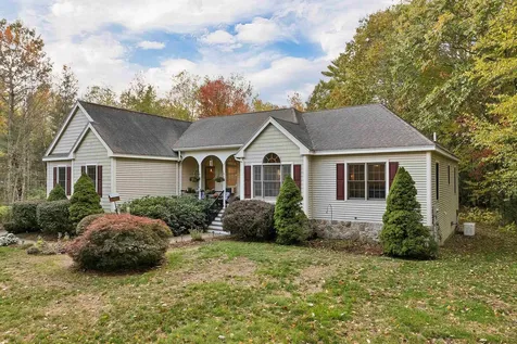 12 Parshley Lane Brentwood NH 03833