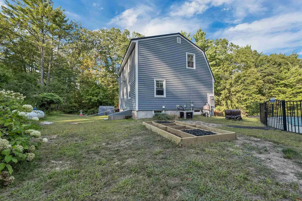 155 Clough Park Road Weare NH 03281