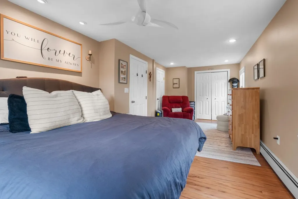 18 Field Avenue Salem NH 03079