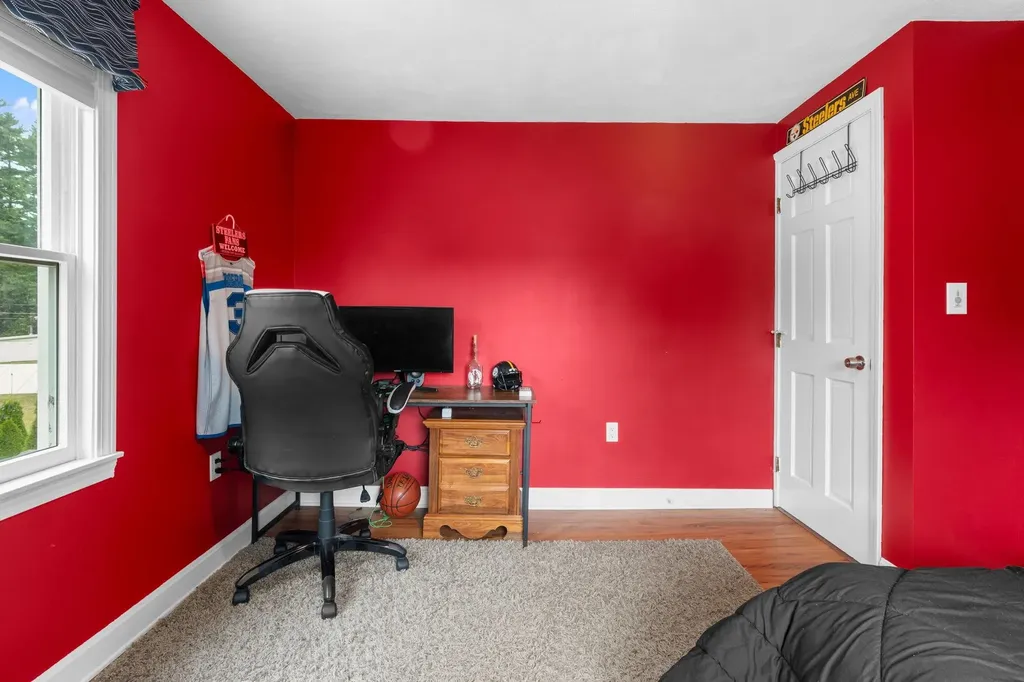 18 Field Avenue Salem NH 03079