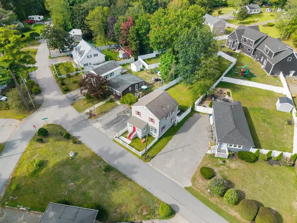 18 Field Avenue Salem NH 03079