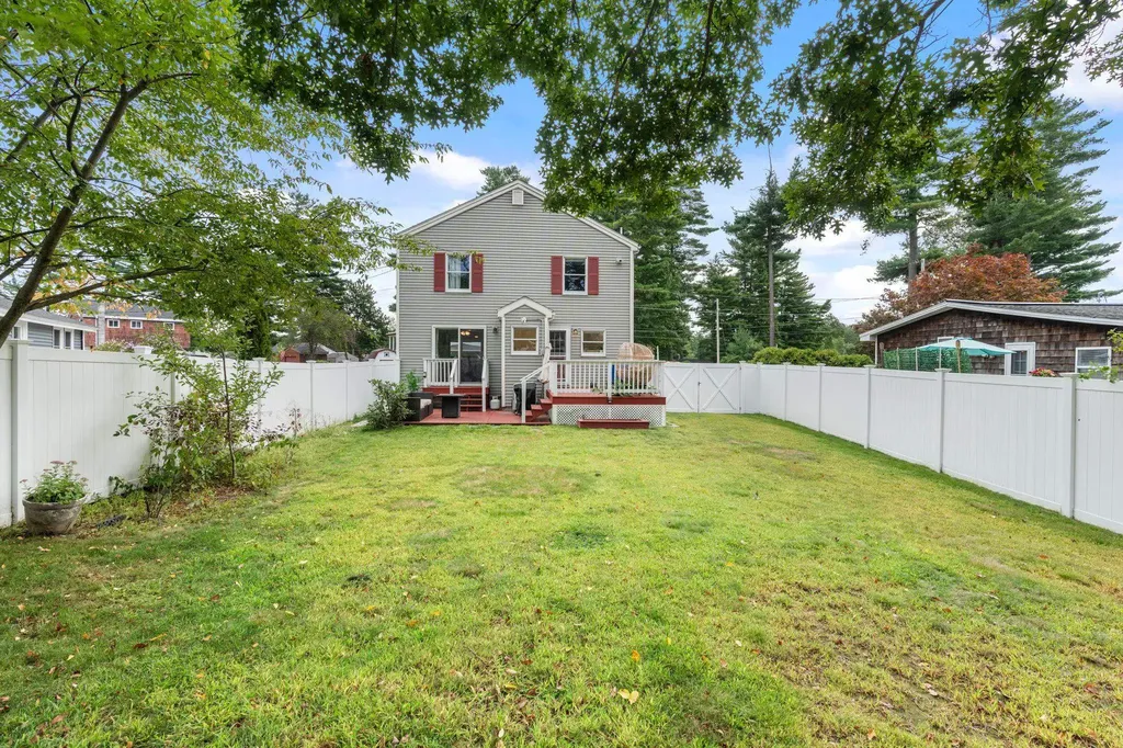 18 Field Avenue Salem NH 03079