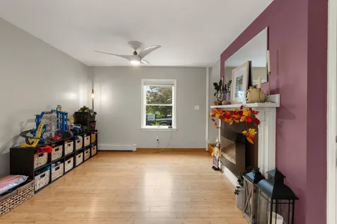 18 Field Avenue Salem NH 03079