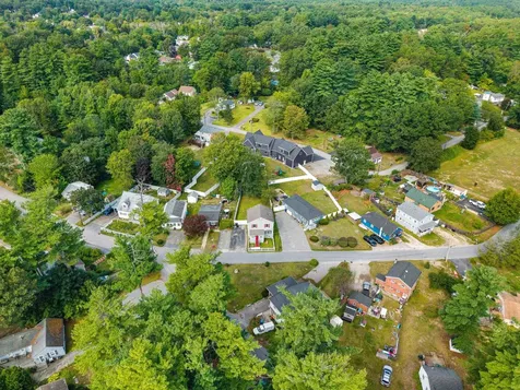 18 Field Avenue Salem NH 03079