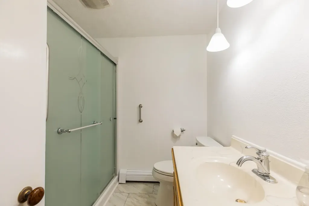 99 Meadow Road Portsmouth NH 03801