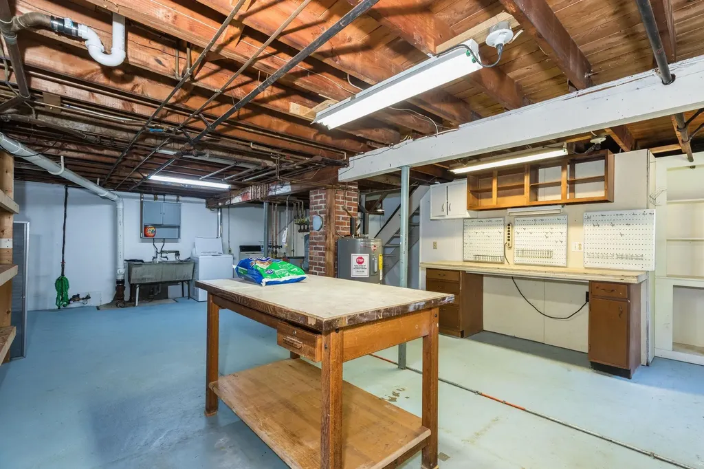 99 Meadow Road Portsmouth NH 03801