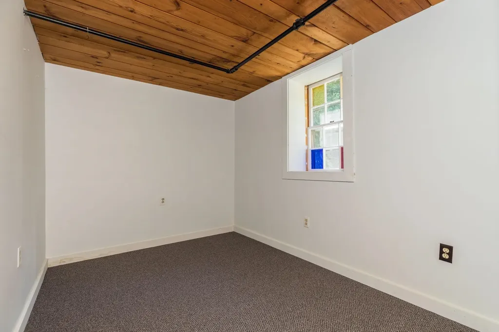 99 Meadow Road Portsmouth NH 03801