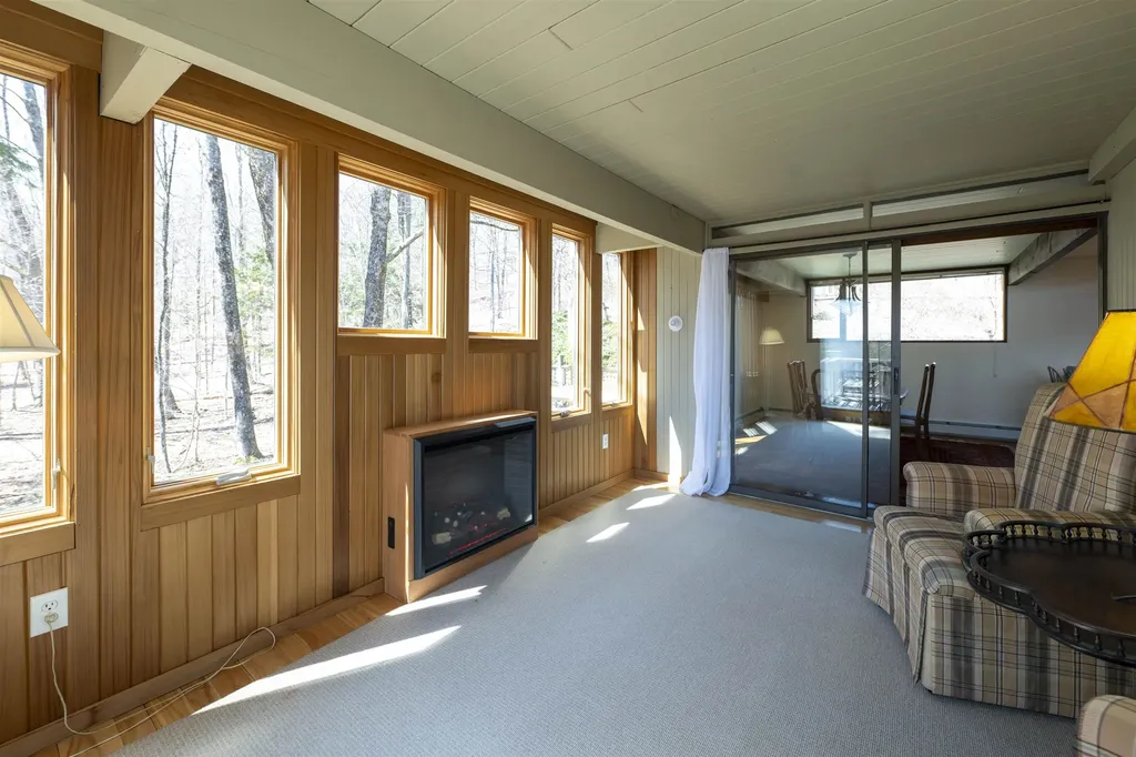 1877 Willard Road Hartford VT 05059