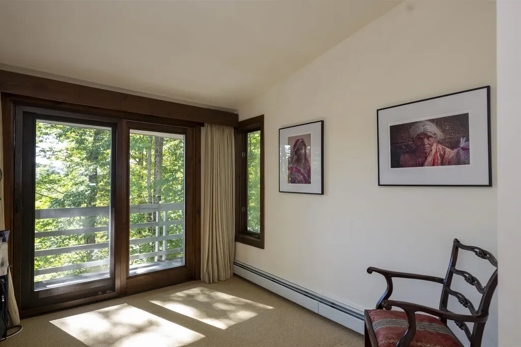 1877 Willard Road Hartford VT 05059