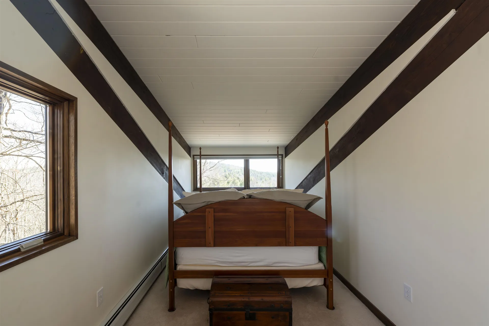 1877 Willard Road Hartford VT 05059