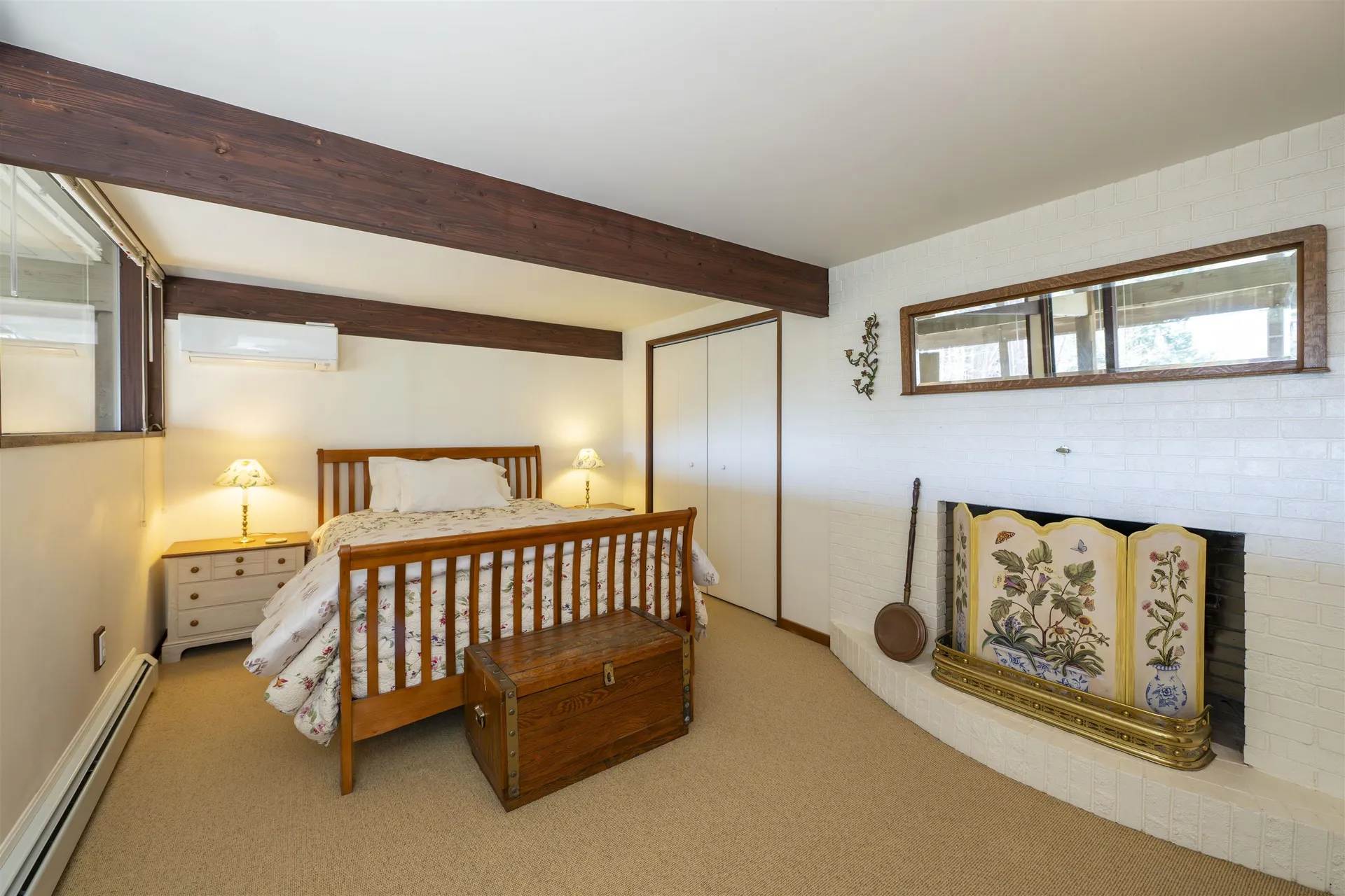 1877 Willard Road Hartford VT 05059