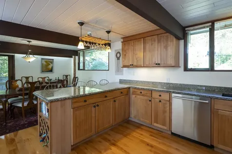 1877 Willard Road Hartford VT 05059