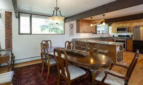 1877 Willard Road Hartford VT 05059