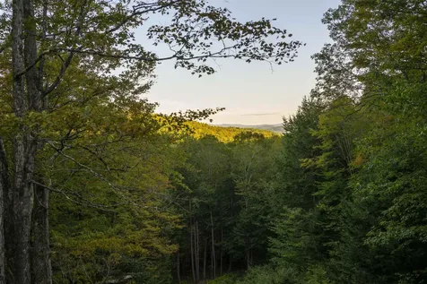 1877 Willard Road Hartford VT 05059