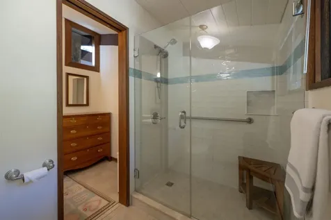 1877 Willard Road Hartford VT 05059