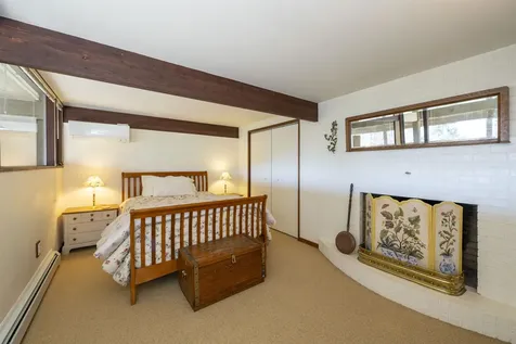 1877 Willard Road Hartford VT 05059