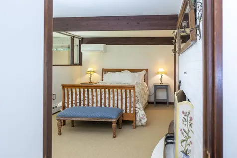 1877 Willard Road Hartford VT 05059