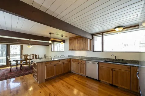 1877 Willard Road Hartford VT 05059