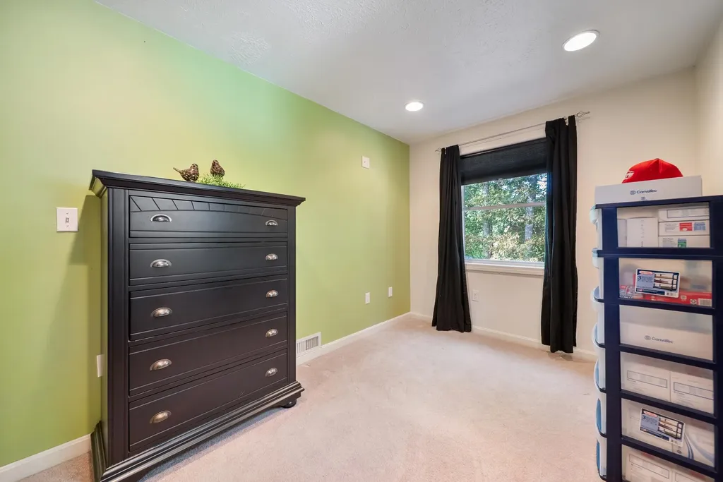 42 Cota Road Merrimack NH 03054