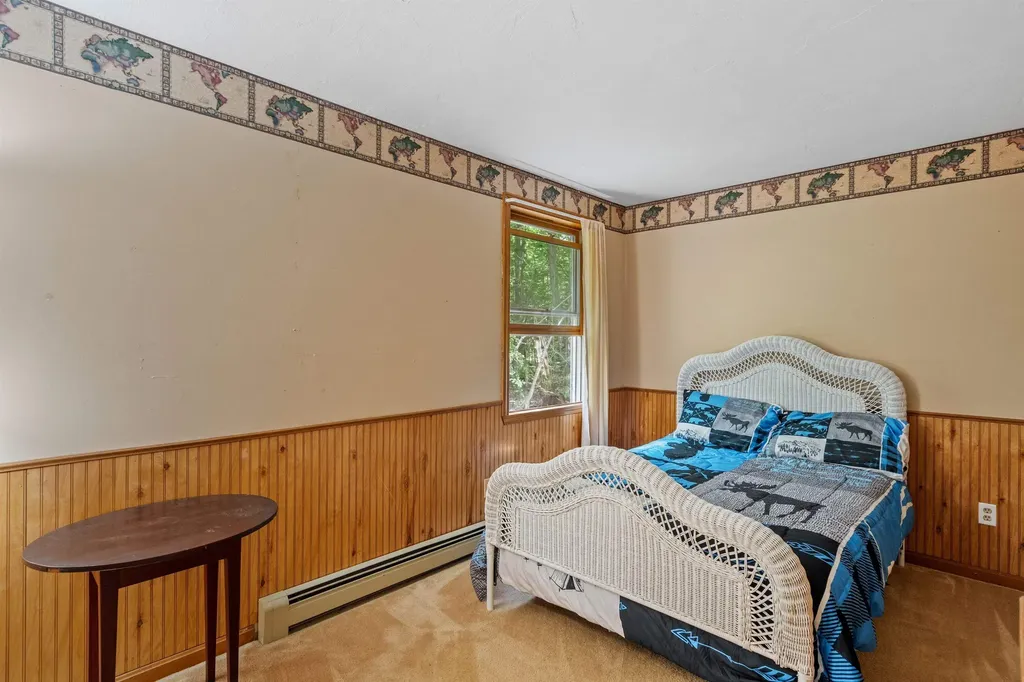 728 East Side Drive Alton NH 03809