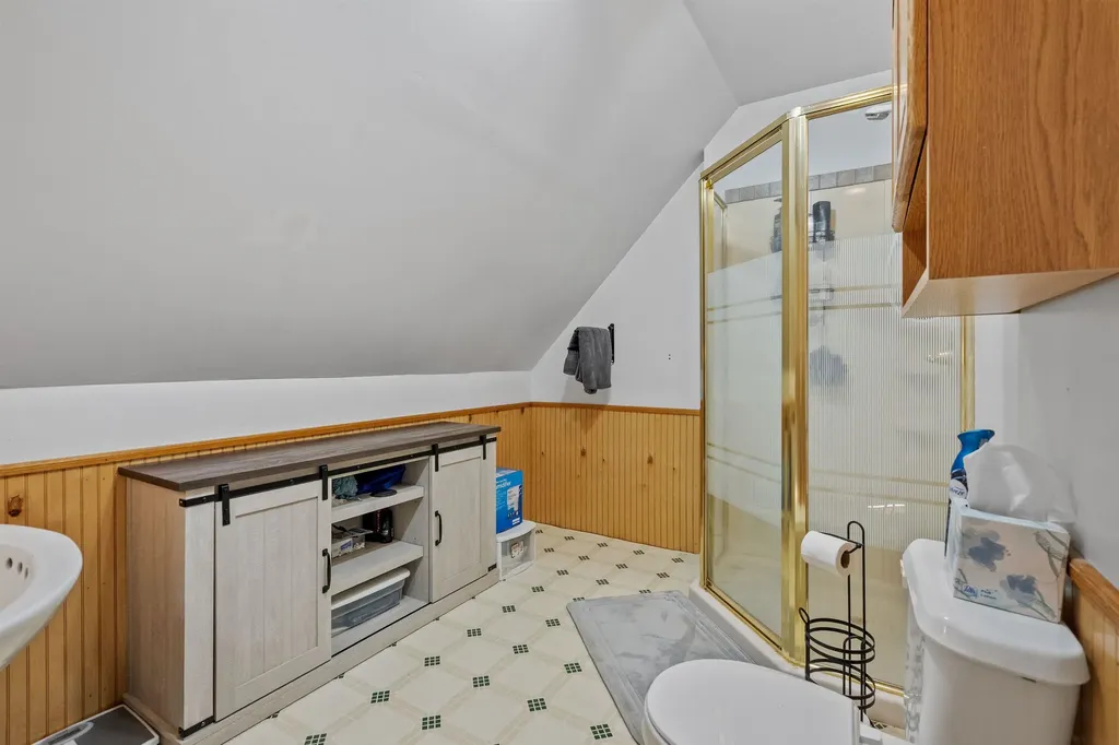 728 East Side Drive Alton NH 03809