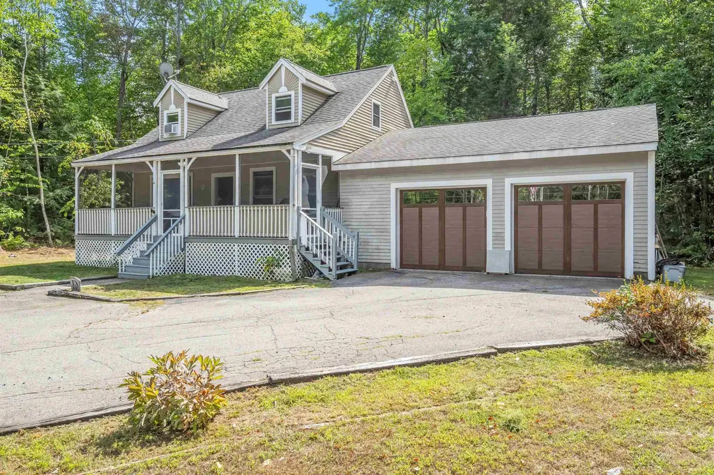 728 East Side Drive Alton NH 03809