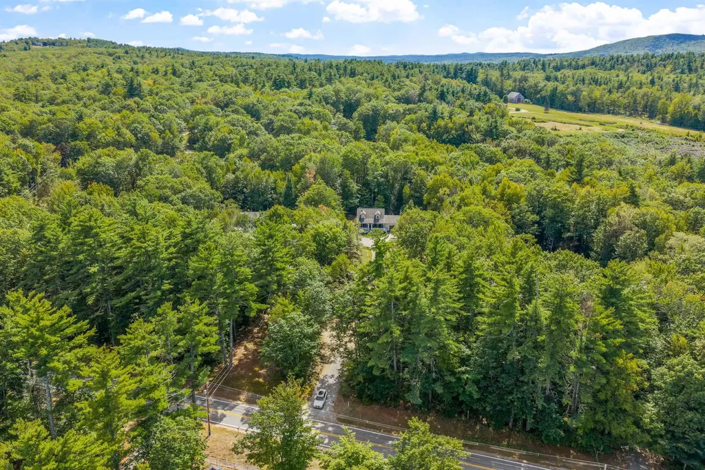 728 East Side Drive Alton NH 03809