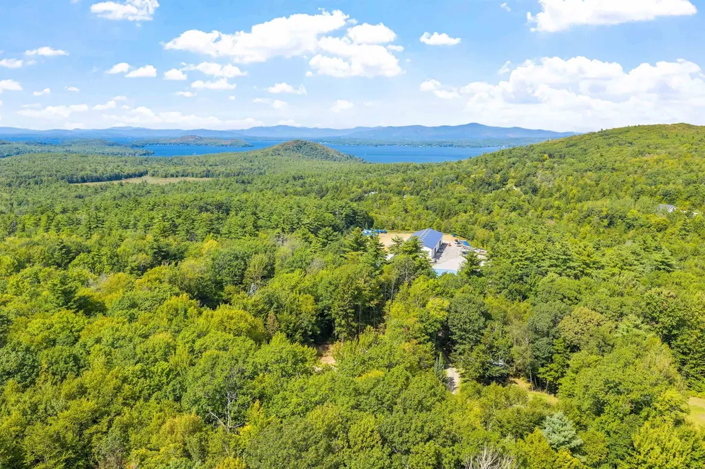 728 East Side Drive Alton NH 03809