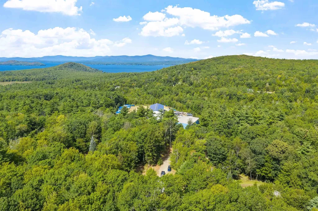 728 East Side Drive Alton NH 03809