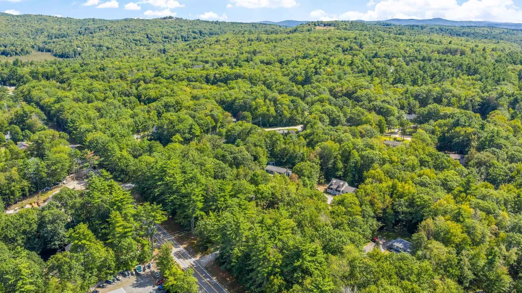 728 East Side Drive Alton NH 03809