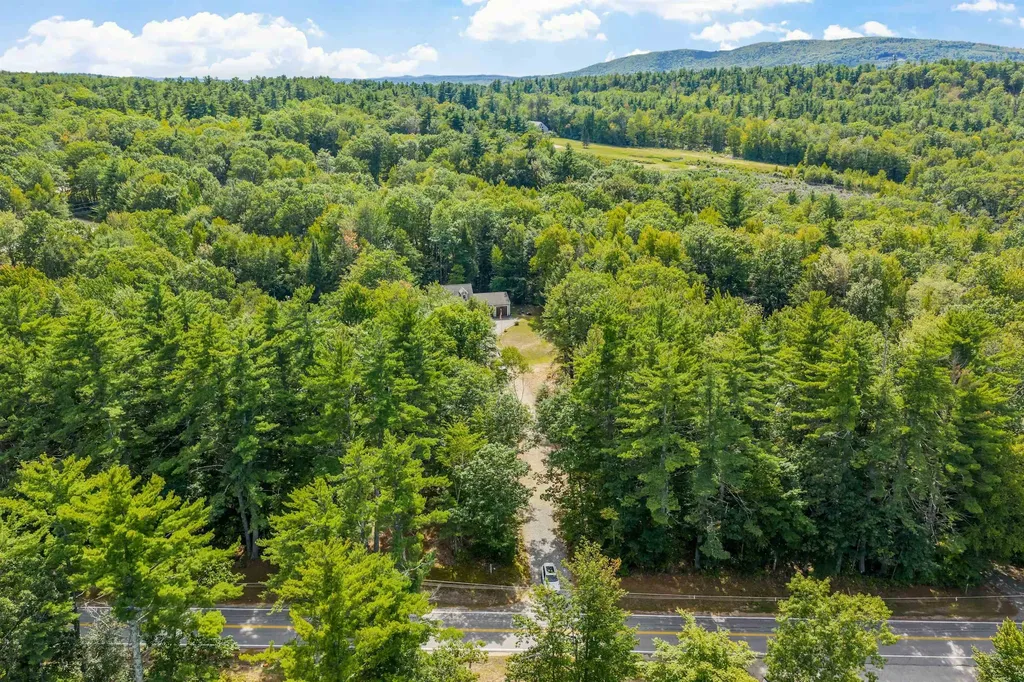 728 East Side Drive Alton NH 03809