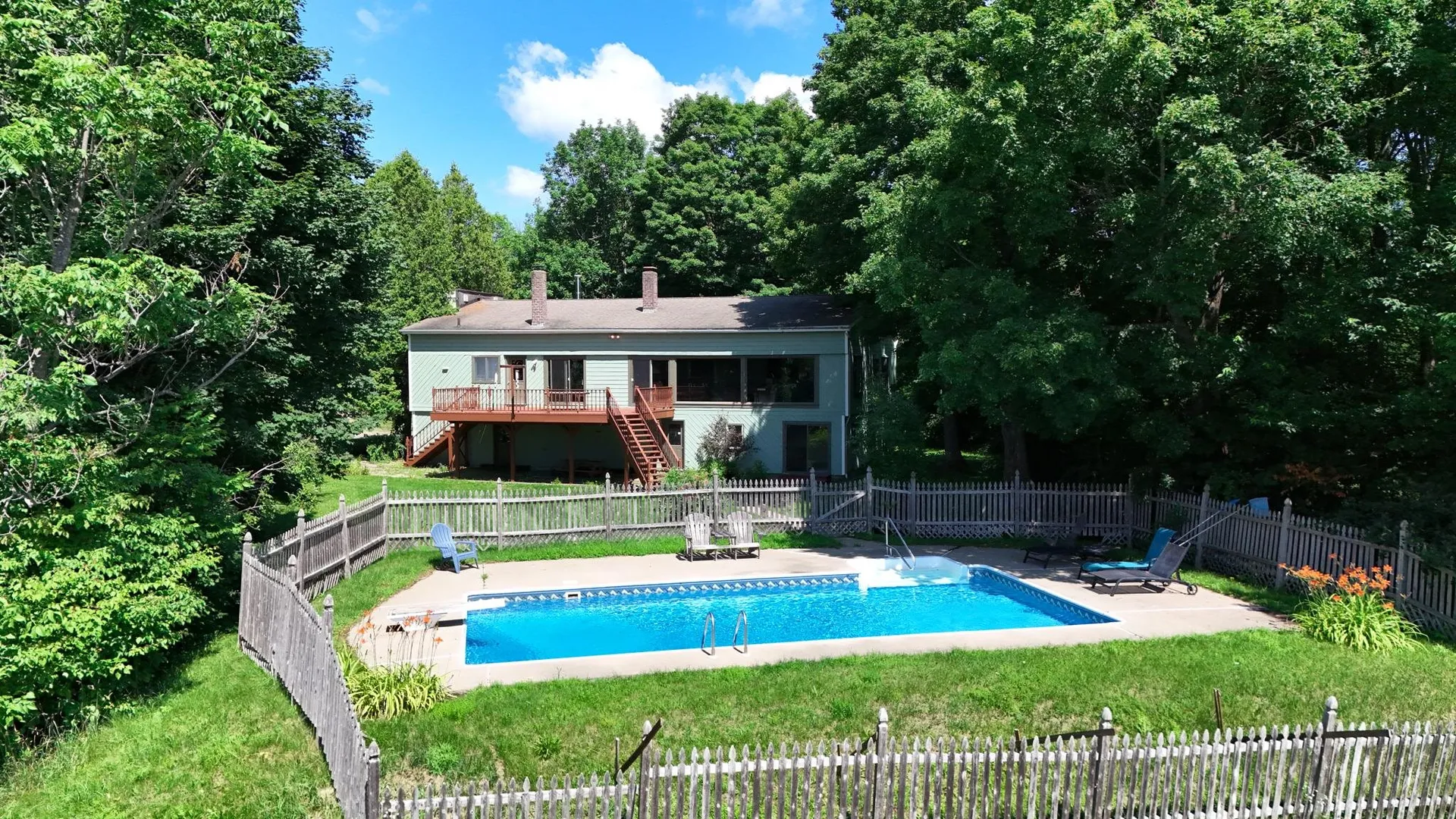 81 Top Deck Lane Newport Town VT 05857
