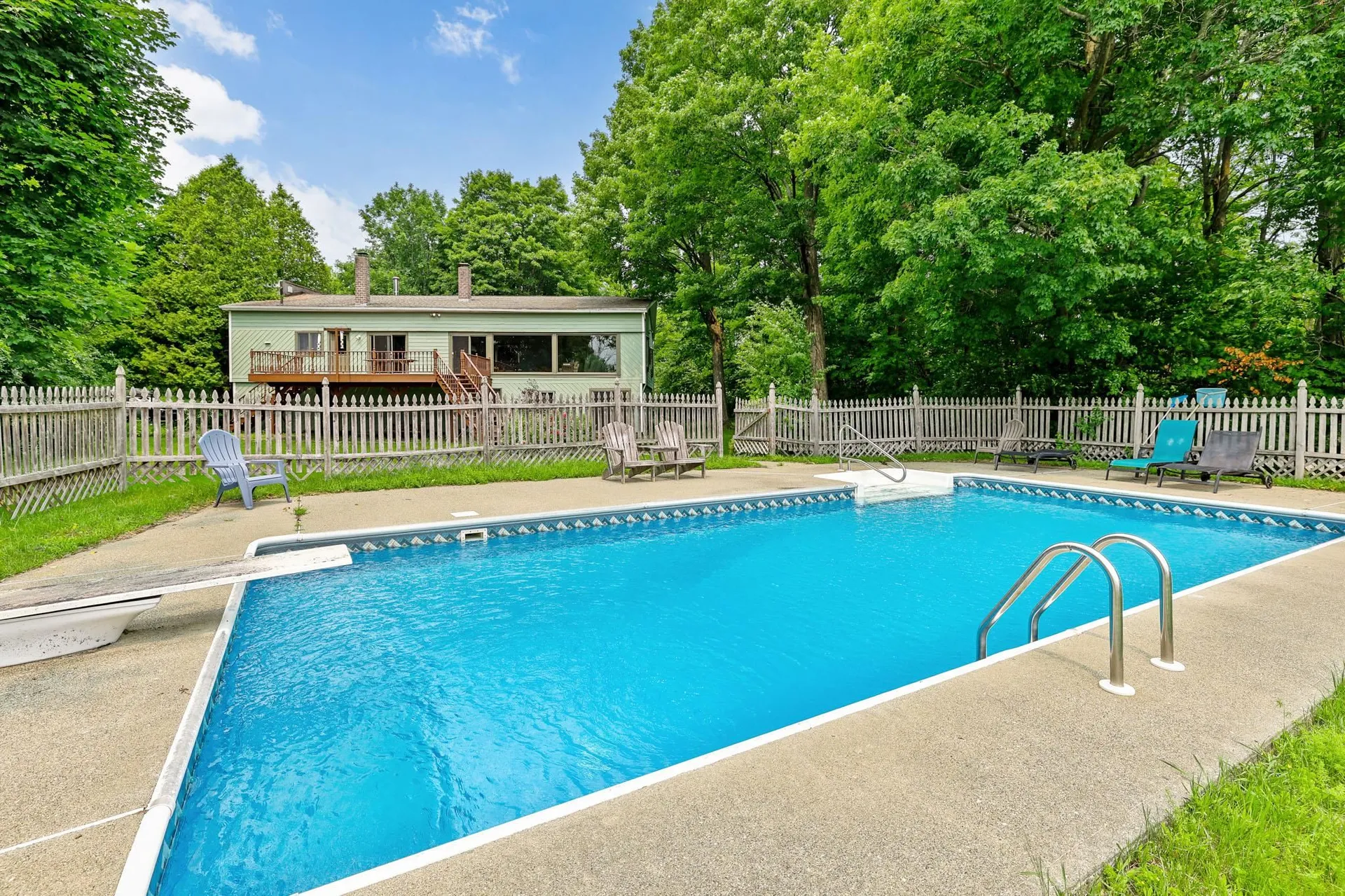 81 Top Deck Lane Newport Town VT 05857