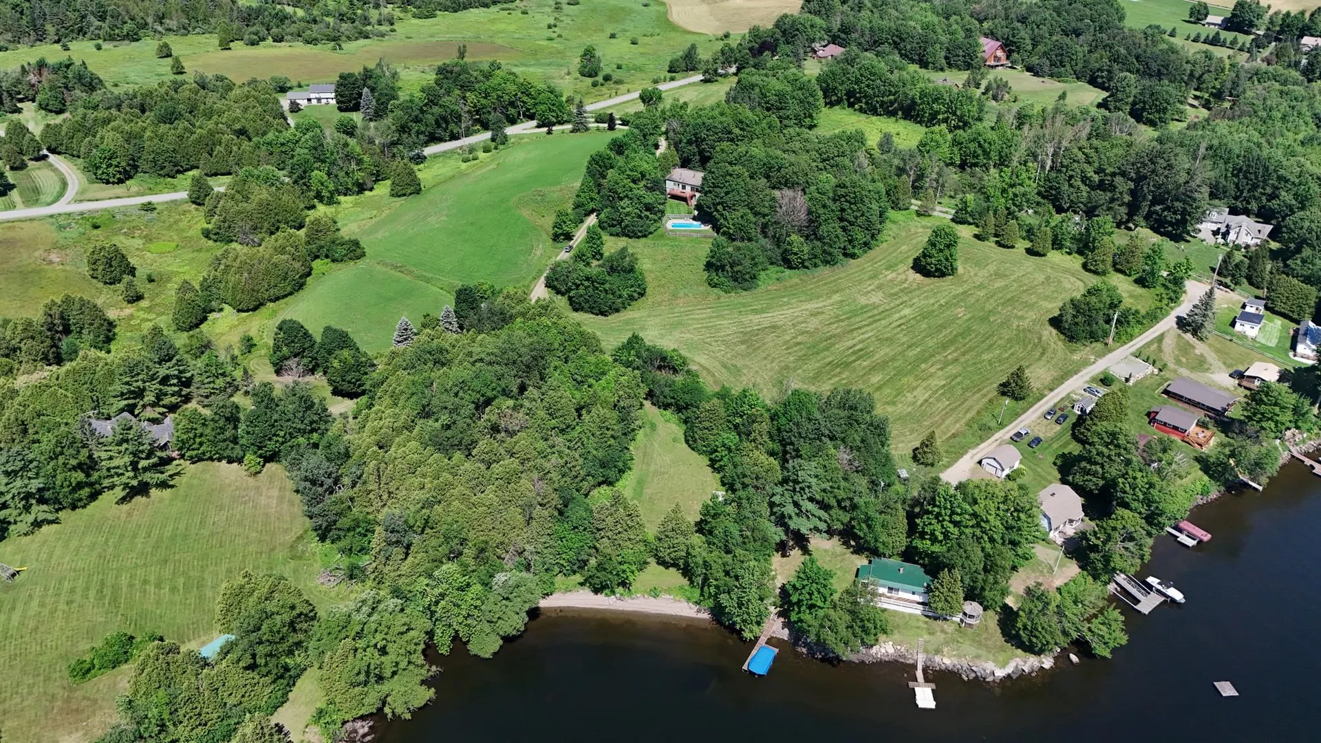 81 Top Deck Lane Newport Town VT 05857