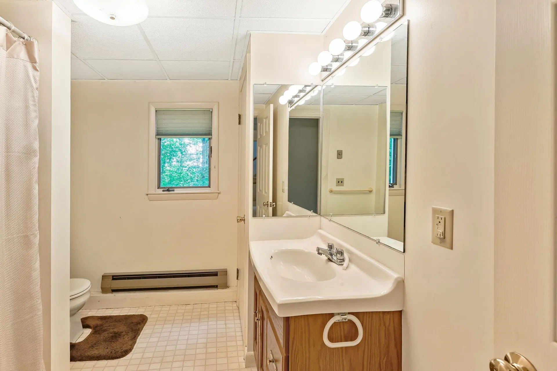 81 Top Deck Lane Newport Town VT 05857