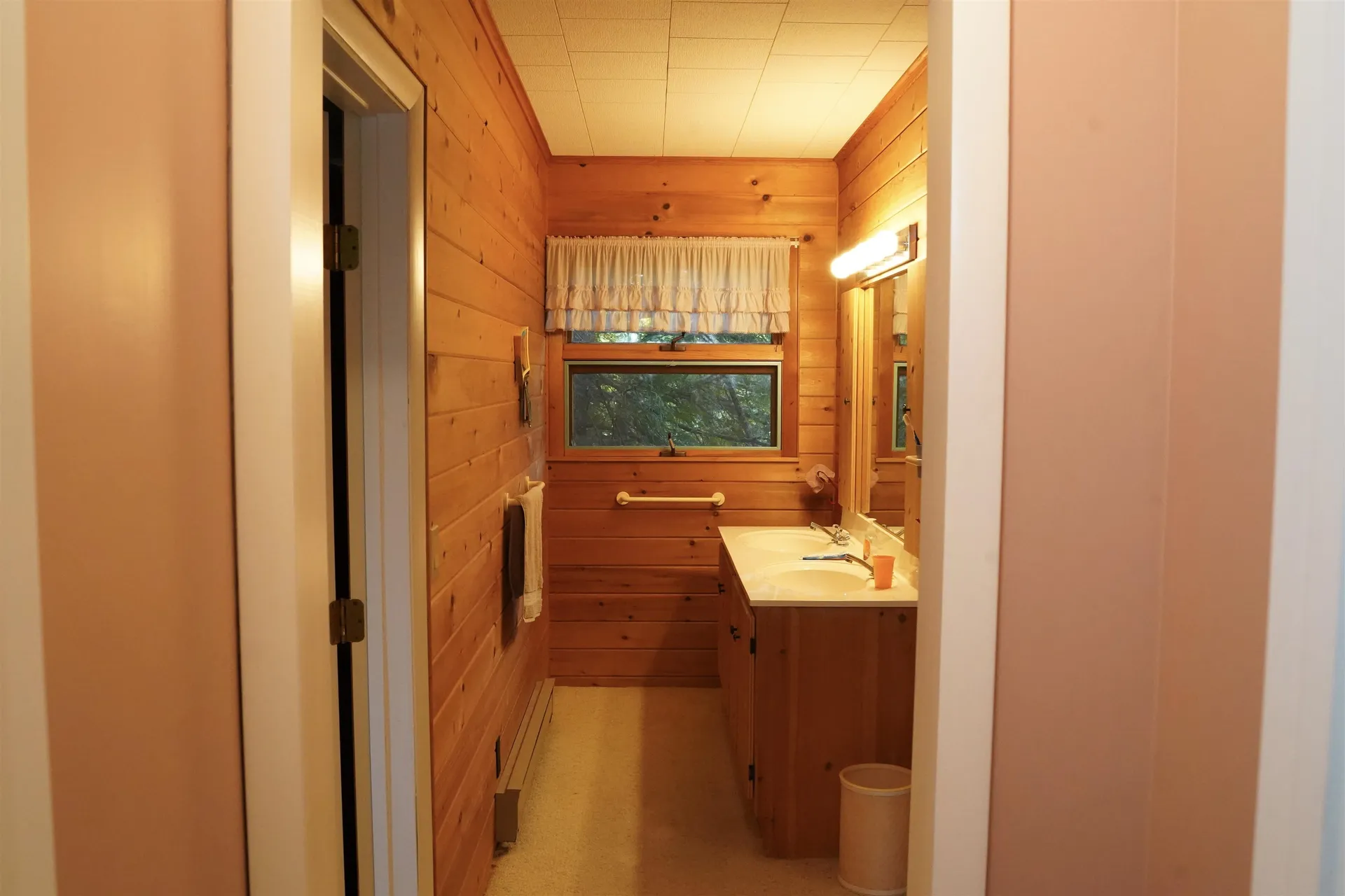 81 Top Deck Lane Newport Town VT 05857