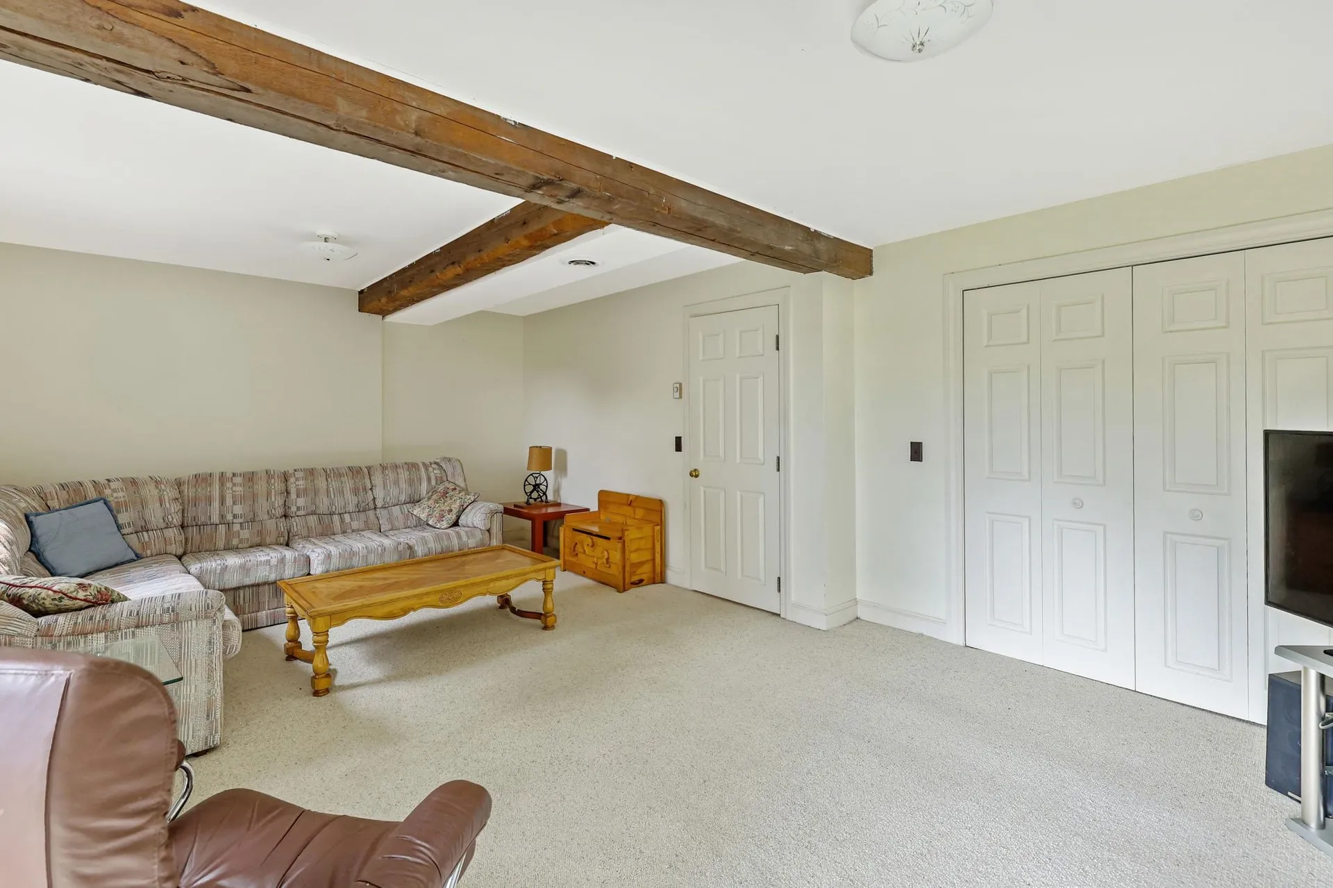 81 Top Deck Lane Newport Town VT 05857