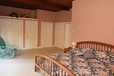 81 Top Deck Lane Newport Town VT 05857