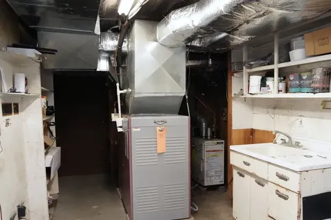 81 Top Deck Lane Newport Town VT 05857