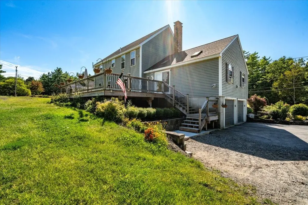 44 Pheasant Run Drive Chester NH 03036