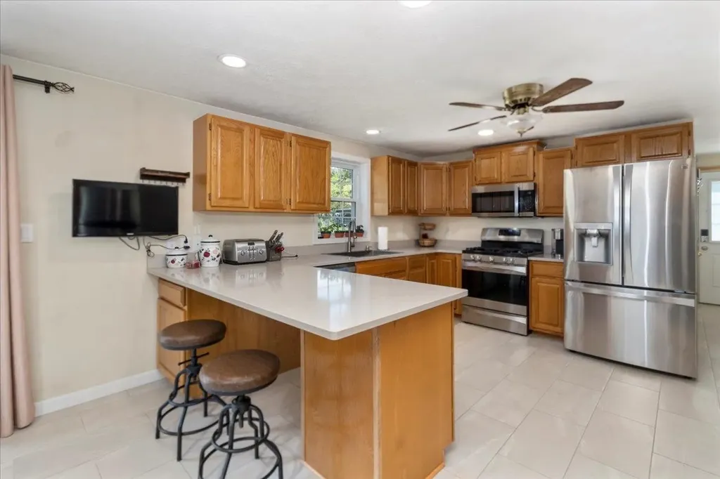 44 Pheasant Run Drive Chester NH 03036