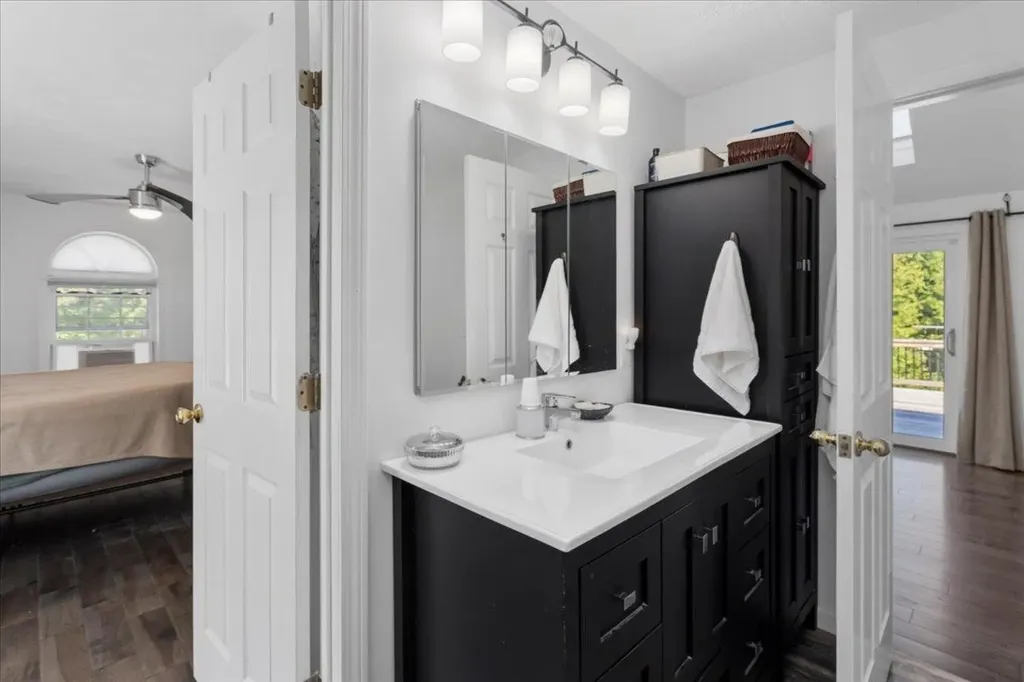 44 Pheasant Run Drive Chester NH 03036