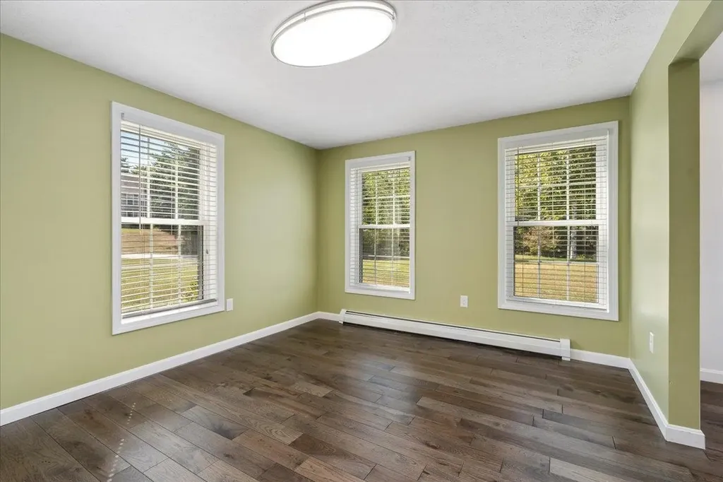 44 Pheasant Run Drive Chester NH 03036